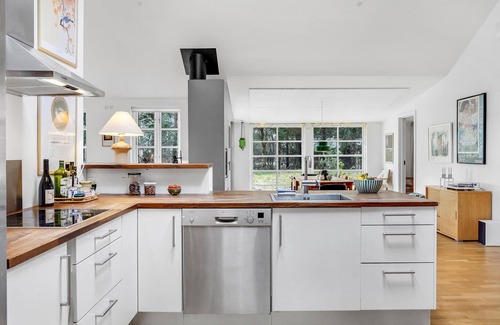 Grenaa House | Cozy home in Grenaa with WiFi