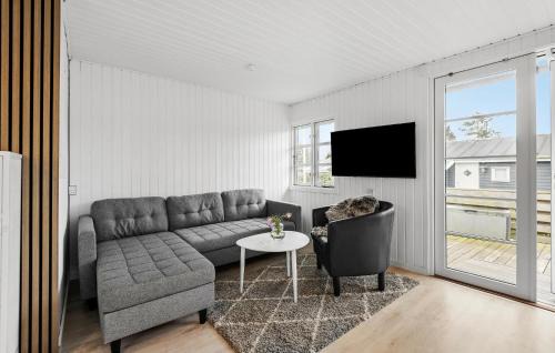 Diernæs Strandby House | Cozy Home In Haderslev With Wifi