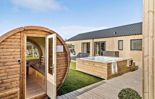 Hadsund House | Cozy Home In Hadsund With Sauna
