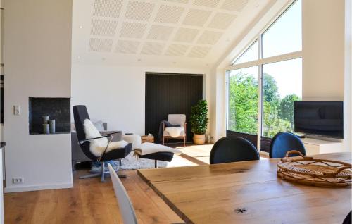 Hundested House | Cozy Home In Hundested With Wifi