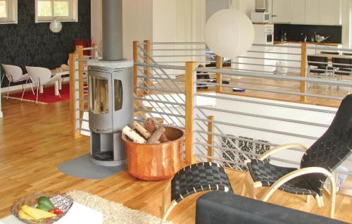 Lidstorp House | Cozy Home In Jönköping With Wifi