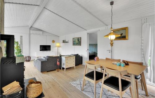 Karrebksminde House | Cozy Home In Karrebæksminde With Wifi