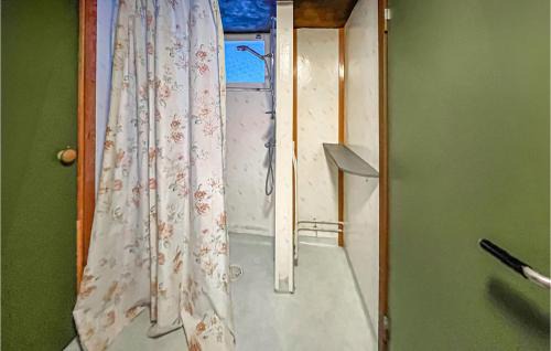 Katrineholm House | Cozy Home In Katrineholm With Sauna