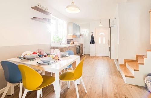 Klimno House | Cozy home in Klimno with WiFi