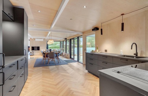 Skodshoved House | Cozy home in Knebel with WiFi