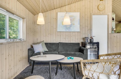 Knebel House | Cozy home in Knebel with house sea view