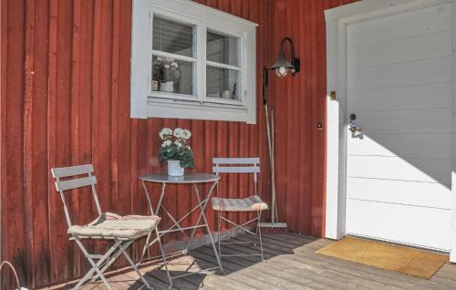 Filipstad Municipality House | Cozy Home In Lesjöfors With Kitchen