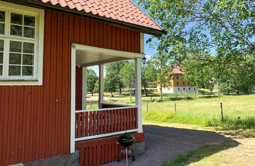 Mantorp House | Cozy home in Mantorp with WiFi
