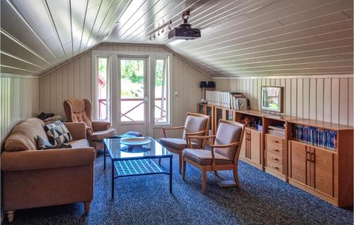 Marnardal House | Cozy Home In Marnardal With Wifi