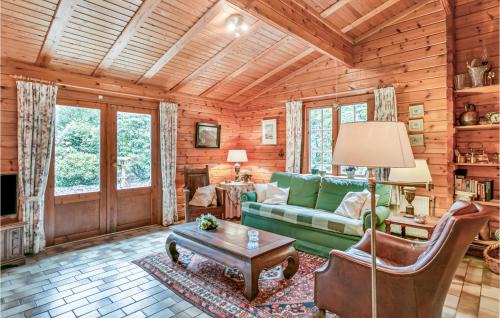 Langstraat House | Cozy Home In Meijel With Wifi