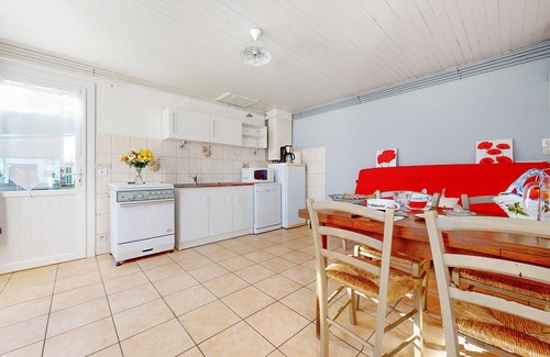 Montmorillon House | Cozy home in Montmorillon with Wi-Fi