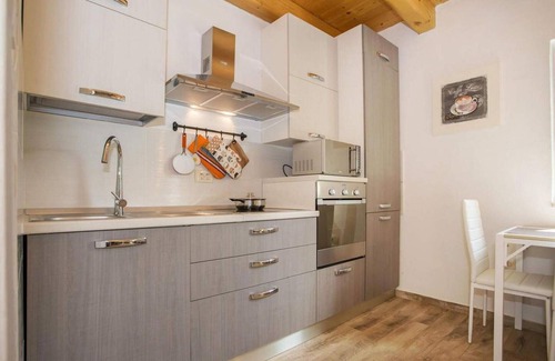 Rakotule House | Cozy home in Motovun with WiFi