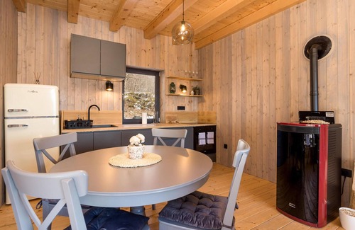 Mrkopalj House | Cozy home in Mrkopalj with WiFi