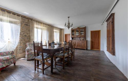 Piazza al Serchio House | Cozy Home In Nicciano