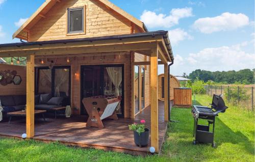 Miroszewo House | Cozy Home In Nowe Warpno With Sauna