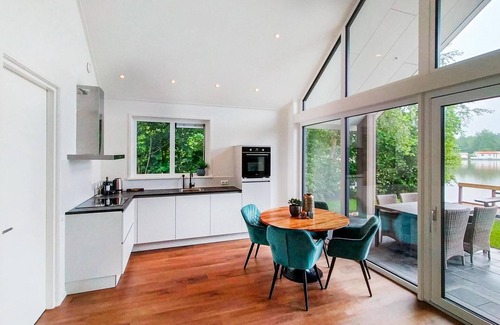Oosterwolde House | Cozy home in Oosterwolde with WiFi