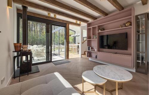 Ouddorp House | Cozy Home In Ouddorp With Wifi