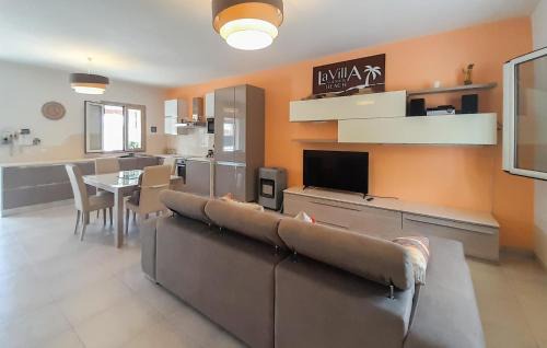 Monti D'arena-Bosco Caggione House | Cozy Home In Pulsano With Kitchen