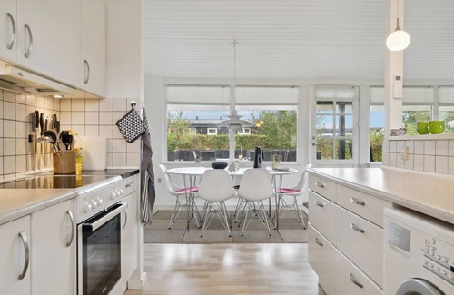 Spodsbjerg House | Cozy home in Rudkøbing with WiFi