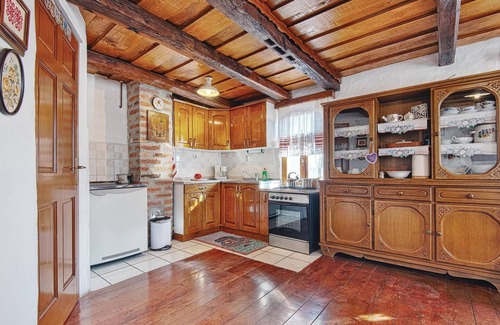 Sveti Ivan Zabno House | Cozy home in Sveti Ivan Zabno with WiFi