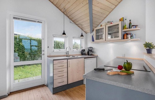 Frolunde House | Cozy home in Slagelse with kitchen