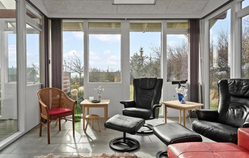 Lihme House | Cozy Home In Spøttrup With Wifi