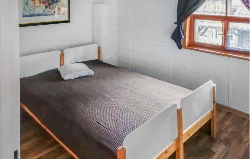 Darszyce House | Cozy Home In Stara Dobrzyca With Wifi