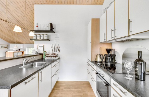 Skaven Strand House | Cozy home in Tarm with kitchen