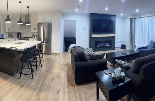 Little Rapids House | Cozy Home in the Humber Valley