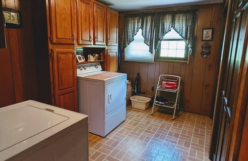 Clintwood House | Cozy Home in the middle of town
