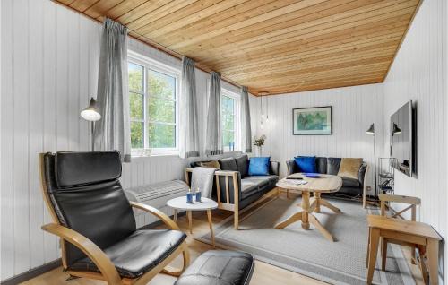 Thyholm House | Cozy Home In Thyholm With Wifi