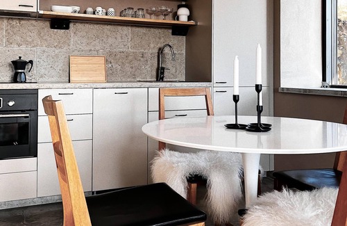 Vallda House | Cozy home in Vallda with kitchen