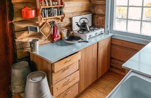 Nord-Fron House | Cozy home in Vinstra with kitchen