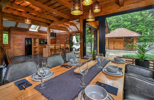 Ivanec House | Cozy home in Vitesinec with sauna