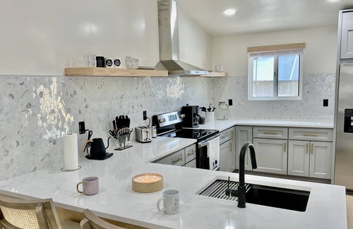 Camden House | Cozy Home Minutes From Downtown