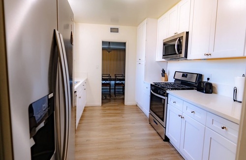 North Long Beach House | Cozy Home Walking Distance to Hospital and Minutes From Mall Shopping Center!