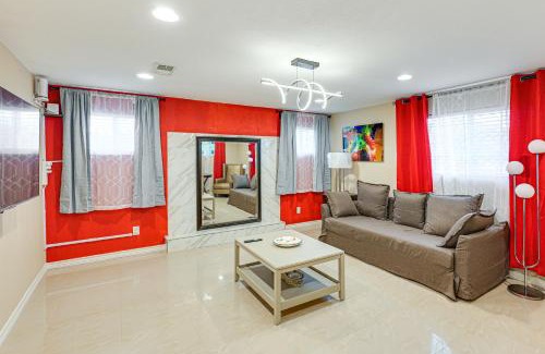 Carlsbad House | Cozy Home with Patio 24 Miles to Carlsbad Caverns NP