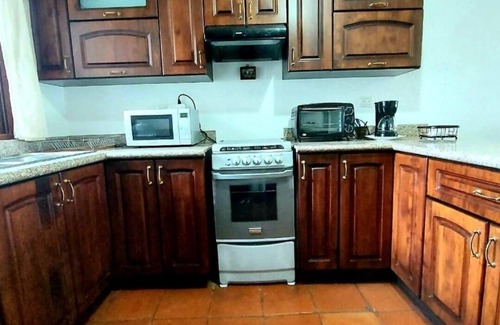 Ciudad Vieja Condo | Cozy House, 10 min.to Antigua G, 2 guest, 1 Room, Full Bed