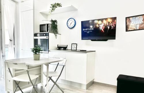 Milan Apartment | Cozy House a Few Steps from the Metro and Duomo