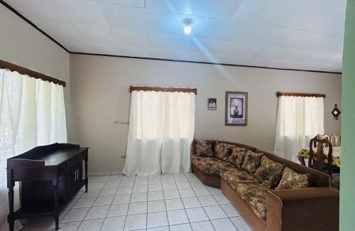 Puerto Cortes House | Cozy house, close to the beach in Tulian Campo