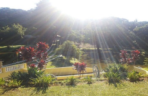 Nazare Paulista House | Cozy house for family or church in Nazare Paulista, pet friendly.