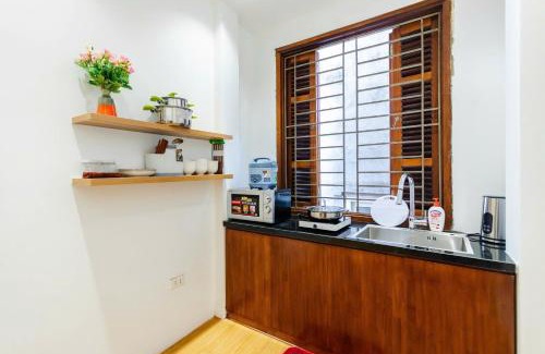 Ba Dinh Apartment | Cozy House HT