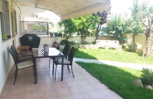 Kallithea House | Cozy House in Kallithea with Garden