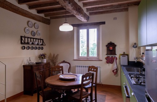 Parma House | Cozy house, in a villa nestled in the Parma countryside.