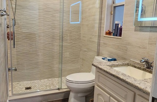 Town N County Park House | Cozy house in charming Tampa with AC, WiFi