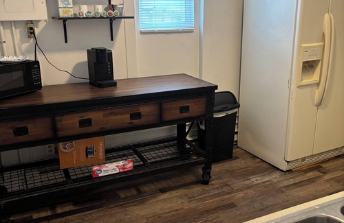 Great Falls House | Cozy house in peaceful Great Falls with WiFi, AC