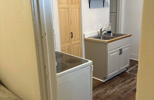 Great Falls House | Cozy house in peaceful Great Falls with WiFi, AC