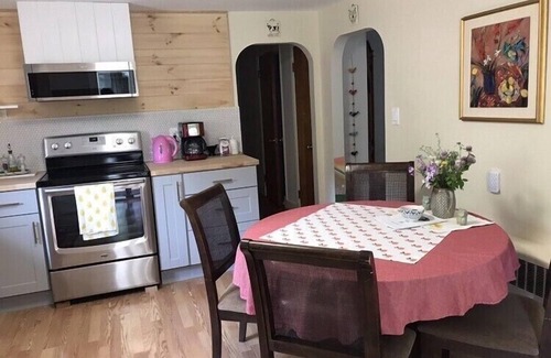 Waterville House | Cozy House in the heart of Waterville Maine.