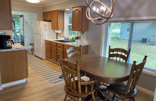 Kendall House | Cozy House on Swan Lake in Allegan
