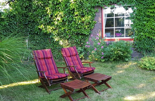 Bielenberg House | Cozy house right on the dike - with a large, dreamy apple orchard